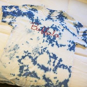 Handmade Buffalo t shirt, size LG, Gildan brand.